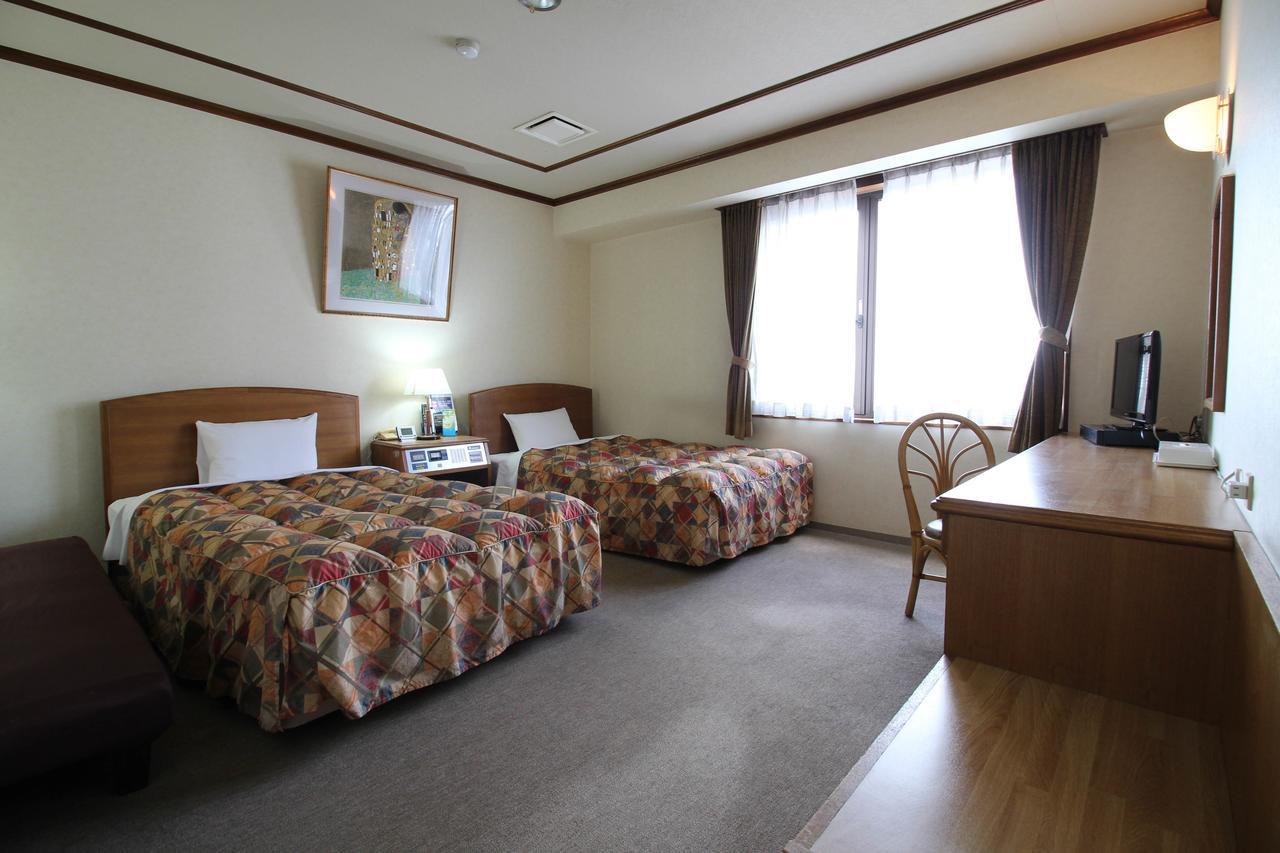 Neyagawa Trend Hotel מראה חיצוני תמונה